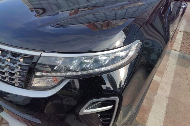 Used Kia KX5 2019 2.0L Automatic 2WD Comfort Edition Left Front Headlight