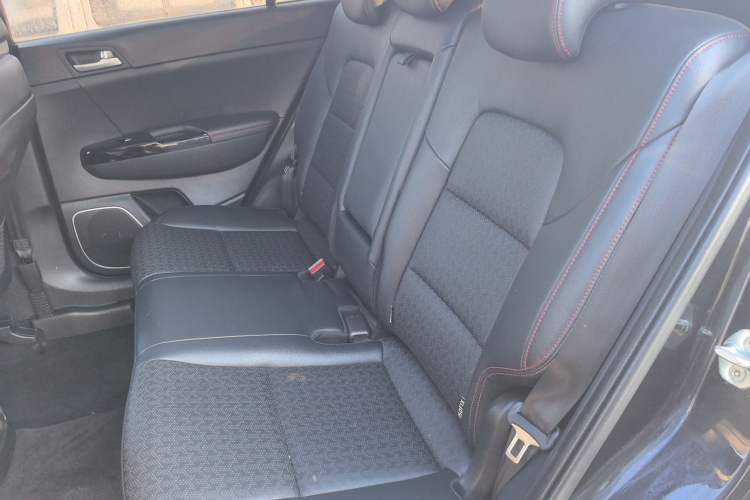 Used Kia KX5 2019 1.6T Automatic Two-Wheel Drive Luxury Edition Left Rear Seat