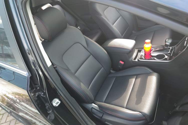 Used Kia KX5 2019 2.0L Automatic 2WD Comfort Edition Right Front Seat