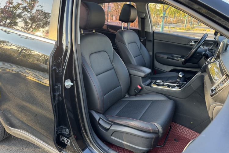 Used Kia KX5 2019 1.6T Automatic Two-Wheel Drive Luxury Edition Right Front Seat