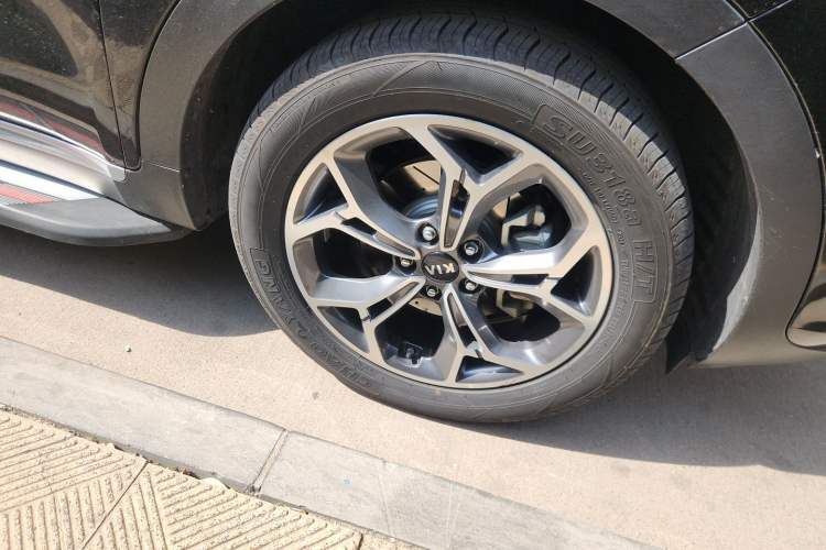 Used Kia KX5 2019 1.6T Automatic Two-Wheel Drive Luxury Edition Right Front Wheel Hub