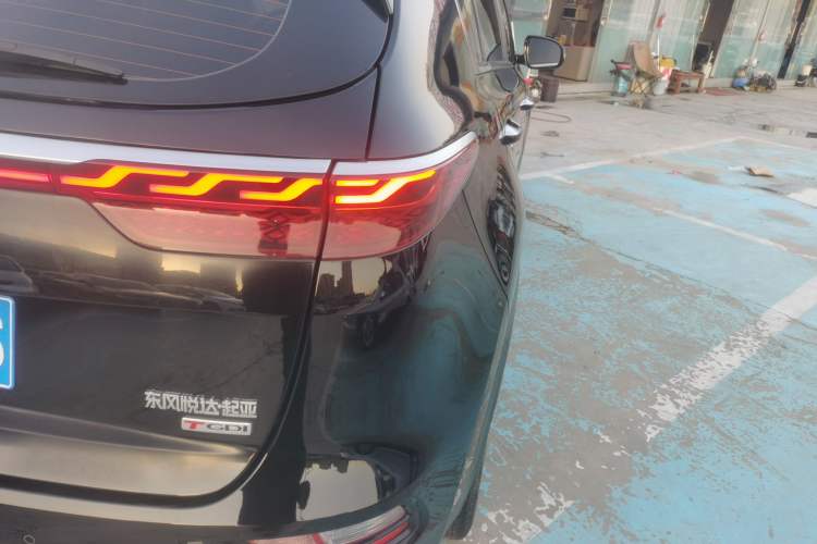 Used Kia KX5 2019 1.6T Automatic Two-Wheel Drive Luxury Edition Right Rear Taillight