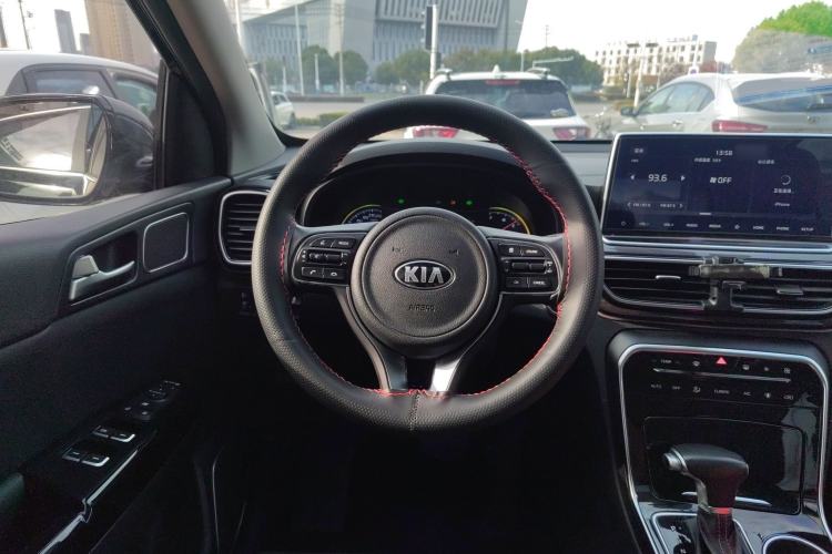 Used Kia KX5 2019 2.0L Automatic 2WD Comfort Edition Steering Wheel