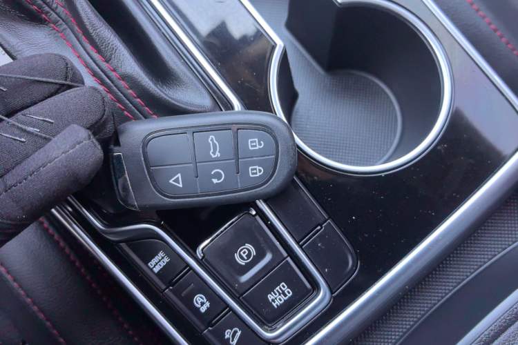 Used Kia KX5 2019 1.6T Automatic Two-Wheel Drive Luxury Edition Vehicle Key