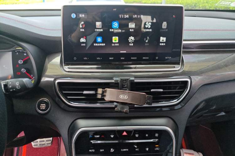 Used Kia KX5 2019 1.6T Automatic Two-Wheel Drive Luxury Edition Audio And AC Panel