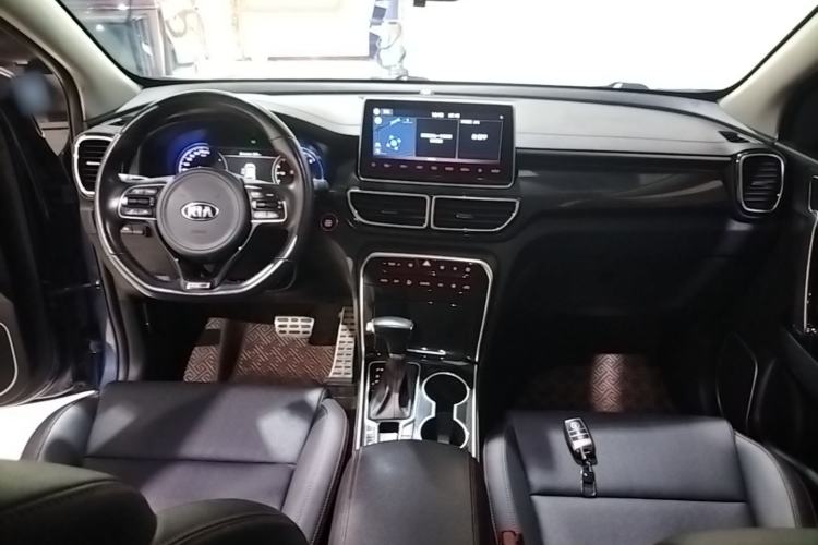 Used Kia KX5 2019 1.6T Automatic Two-Wheel Drive Luxury Edition Center Console