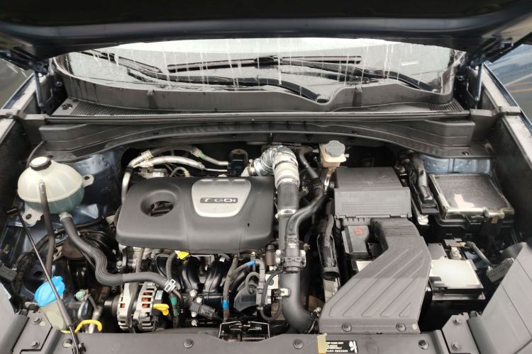 Used Kia KX5 2019 1.6T Automatic Two-Wheel Drive Luxury Edition Engine Bay