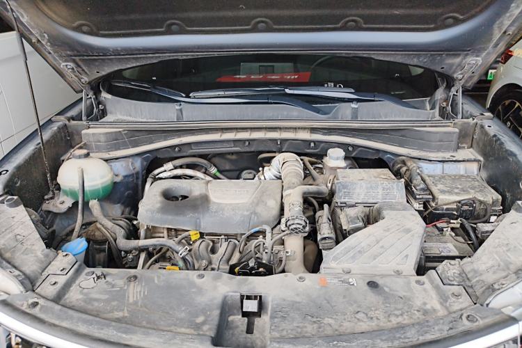 Used Kia KX5 2019 1.6T Automatic Two-Wheel Drive Luxury Edition Engine Bay