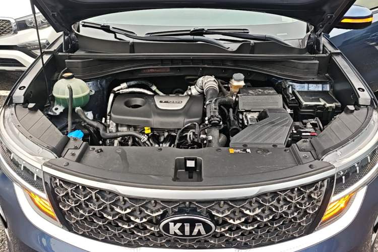 Used Kia KX5 2019 1.6T Automatic Two-Wheel Drive Luxury Edition Engine Bay