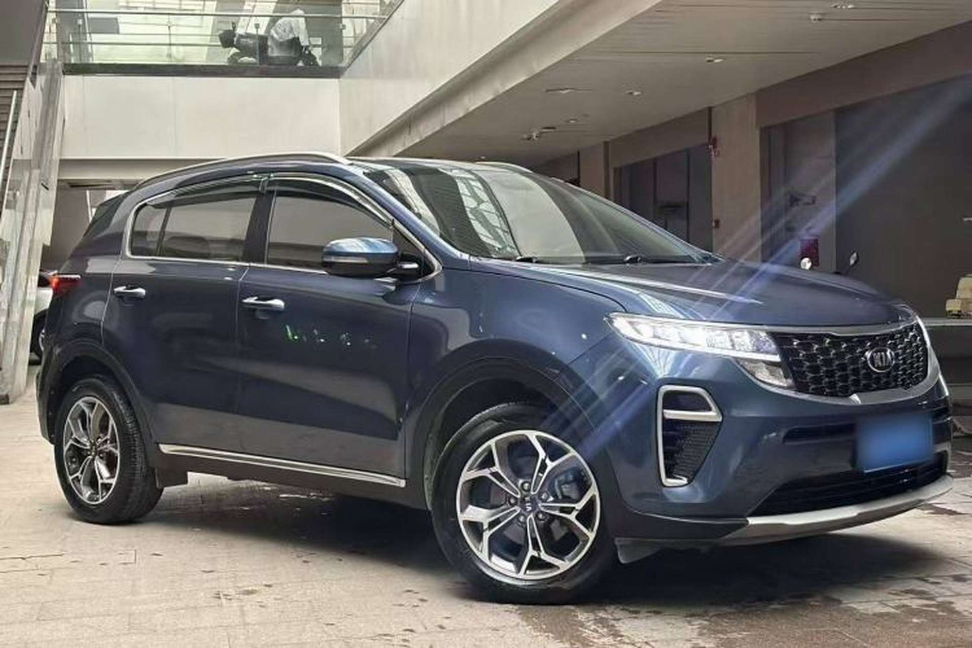 Used Kia KX5 2019 2.0L Automatic 2WD Comfort Edition Exterior 2