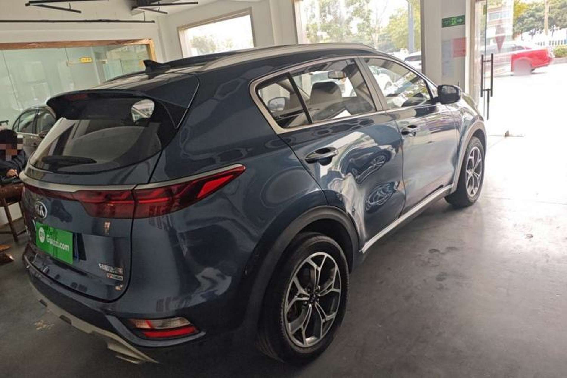 Used Kia KX5 2019 1.6T Automatic Two-Wheel Drive Luxury Edition Exterior 5