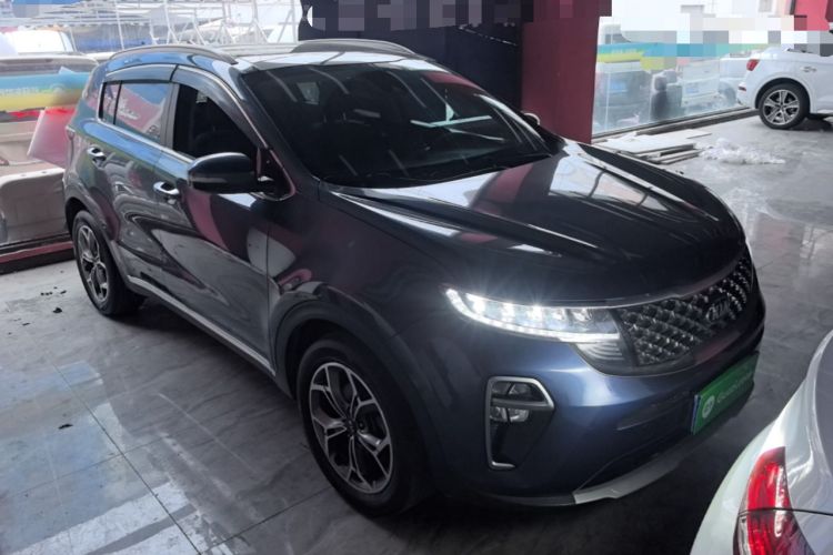 Used Kia KX5 2019 1.6T Automatic Two-Wheel Drive Luxury Edition Front Right 45 Deg