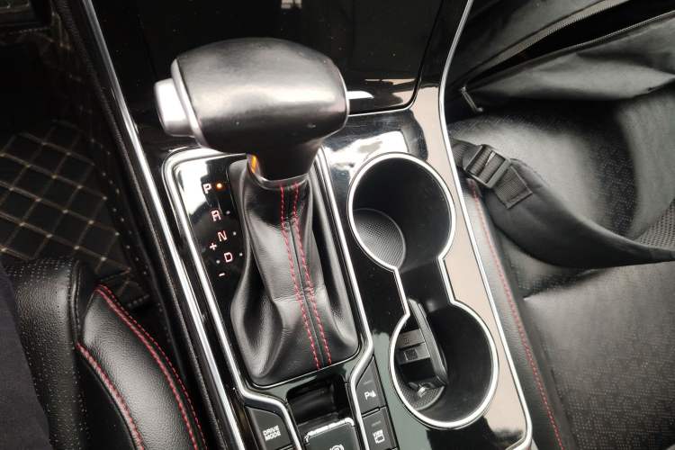 Used Kia KX5 2019 1.6T Automatic Two-Wheel Drive Luxury Edition Gear Lever