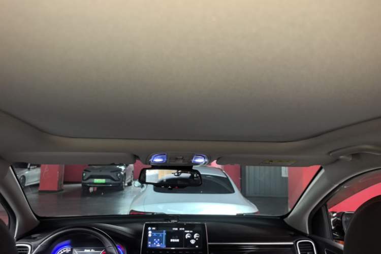 Used Kia KX5 2019 1.6T Automatic Two-Wheel Drive Luxury Edition Headliner