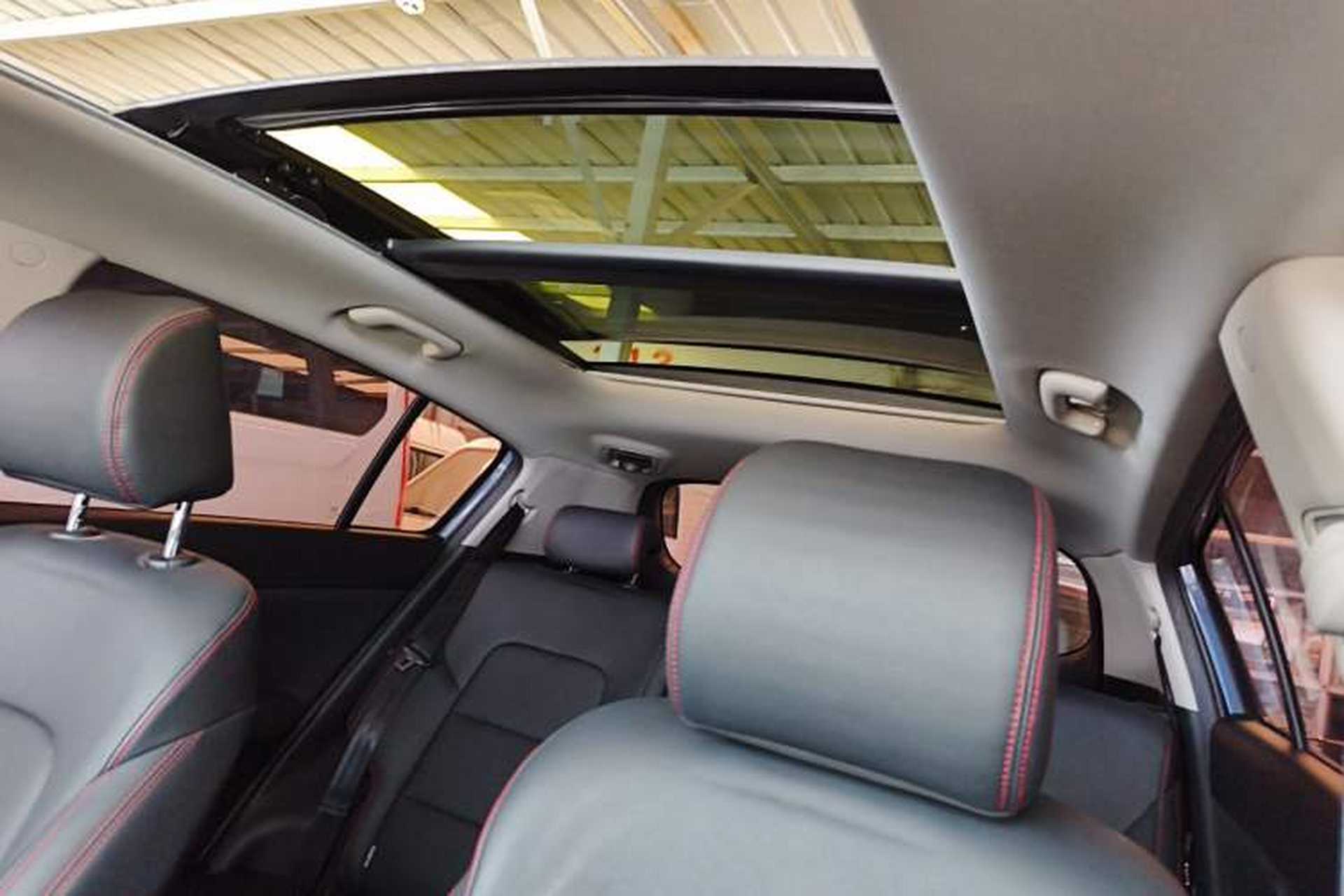 Used Kia KX5 2019 1.6T Automatic Two-Wheel Drive Luxury Edition Headliner
