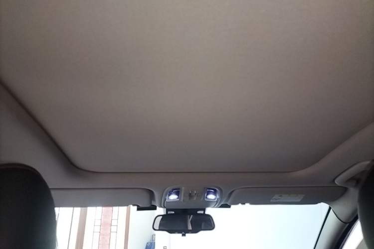 Used Kia KX5 2019 1.6T Automatic Two-Wheel Drive Luxury Edition Headliner
