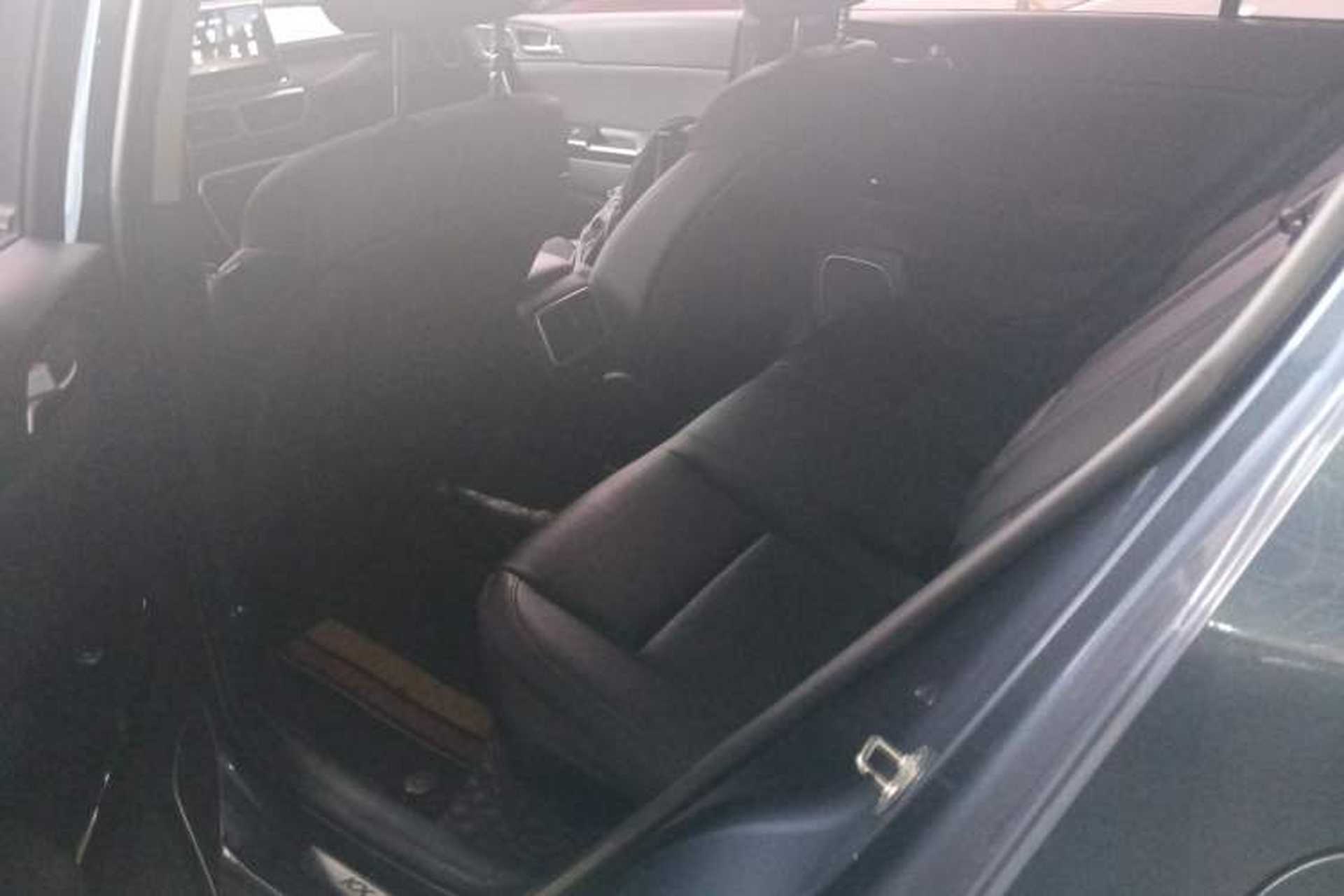 Used Kia KX5 2019 1.6T Automatic All-Wheel-Drive Luxury Edition Interior 4