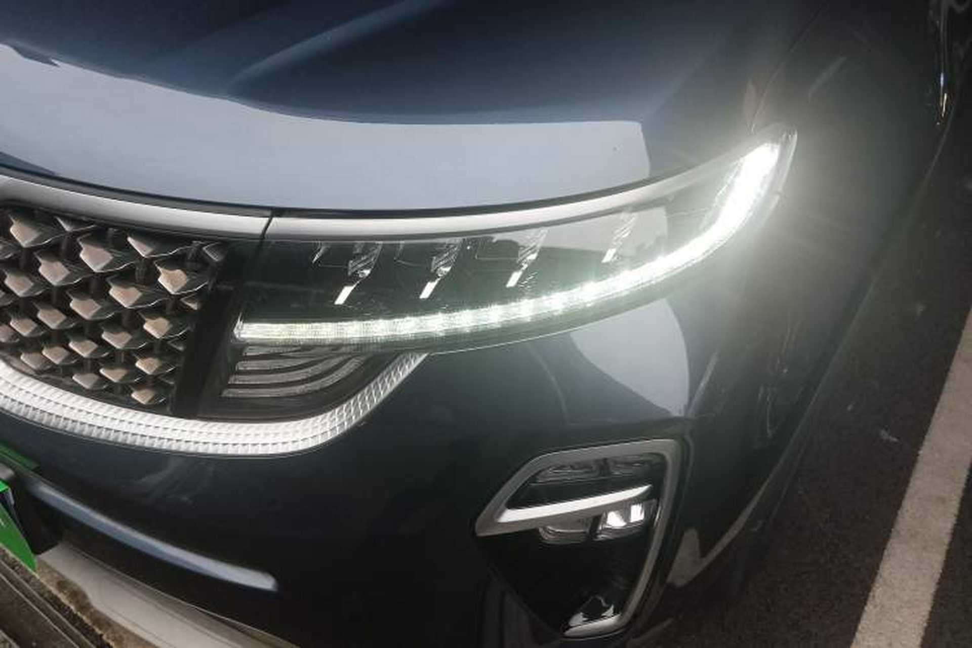 Used Kia KX5 2019 1.6T Automatic All-Wheel-Drive Luxury Edition Left Front Headlight