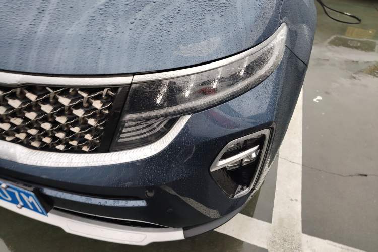 Used Kia KX5 2019 1.6T Automatic Two-Wheel Drive Luxury Edition Left Front Headlight