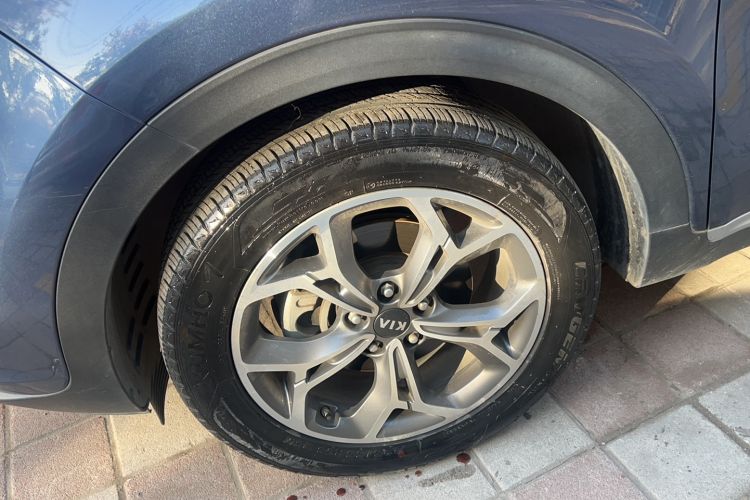 Used Kia KX5 2019 1.6T Automatic Two-Wheel Drive Luxury Edition Left Front Wheel Hub