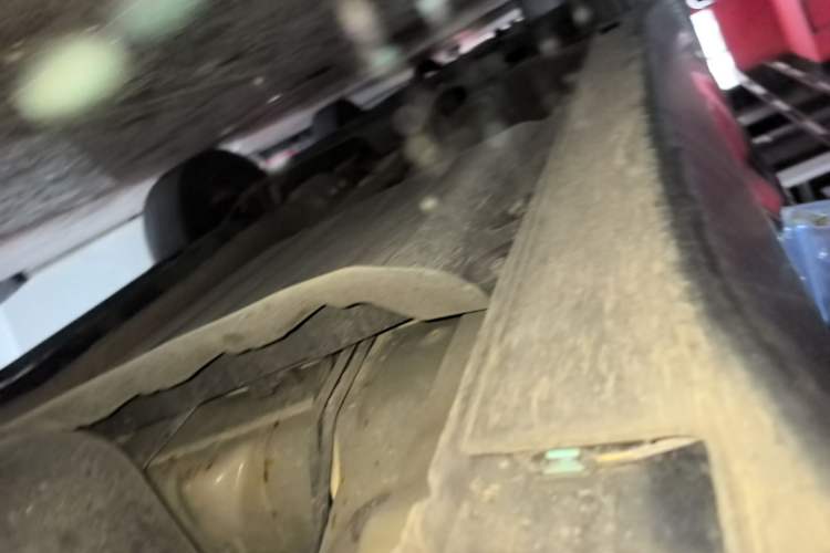 Used Kia KX5 2019 1.6T Automatic Two-Wheel Drive Luxury Edition Left Side Sill