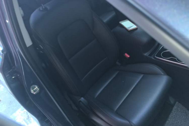 Used Kia KX5 2019 1.6T Automatic Two-Wheel Drive Luxury Edition Right Front Seat