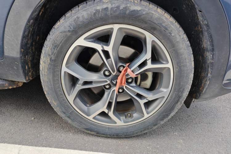Used Kia KX5 2019 1.6T Automatic Two-Wheel Drive Luxury Edition Right Front Wheel Hub