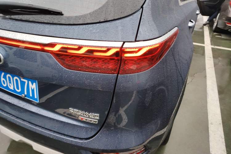 Used Kia KX5 2019 1.6T Automatic Two-Wheel Drive Luxury Edition Right Rear Taillight