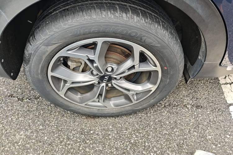 Used Kia KX5 2019 1.6T Automatic Two-Wheel Drive Luxury Edition Right Rear Wheel Hub