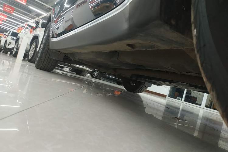 Used Kia KX5 2019 1.6T Automatic Two-Wheel Drive Luxury Edition Right Side Sill