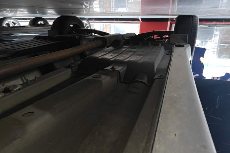 Used Kia KX5 2019 1.6T Automatic Two-Wheel Drive Luxury Edition Right Side Sill