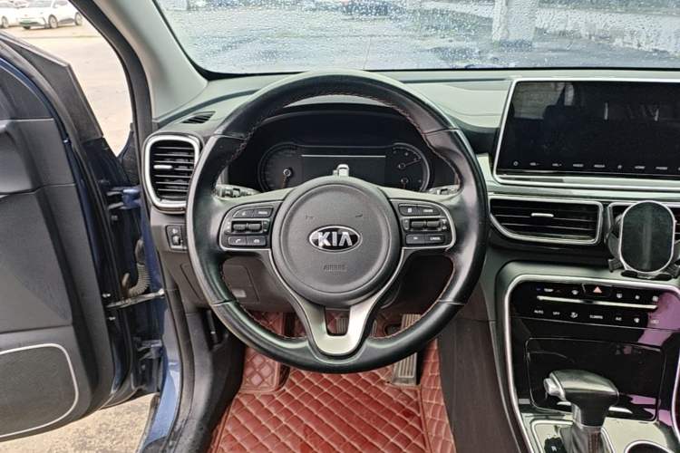 Used Kia KX5 2019 2.0L Automatic 2WD Comfort Edition Steering Wheel