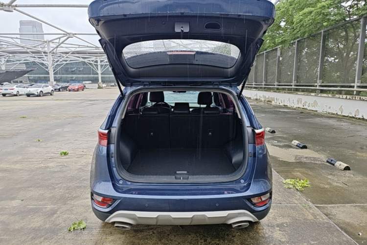 Used Kia KX5 2019 2.0L Automatic 2WD Comfort Edition Trunk