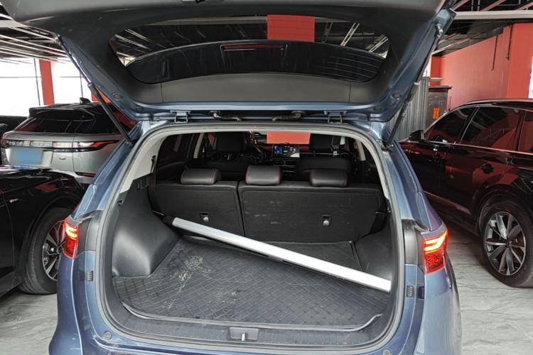 Used Kia KX5 2019 1.6T Automatic Two-Wheel Drive Luxury Edition Trunk