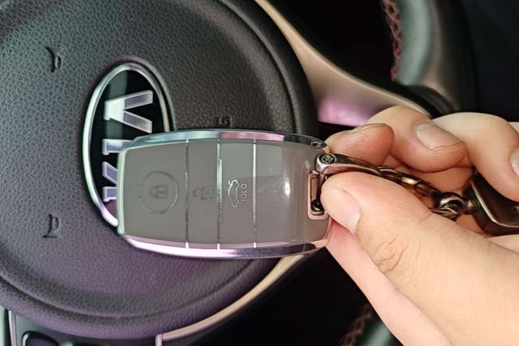Used Kia KX5 2019 2.0L Automatic 2WD Comfort Edition Vehicle Key
