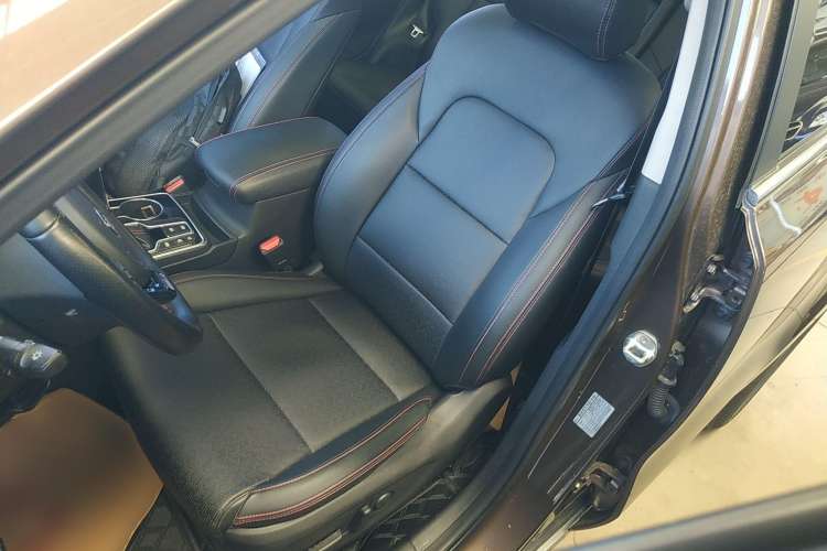 Used Kia KX5 2019 1.6T Automatic Two-Wheel Drive Luxury Edition Left Front Seat