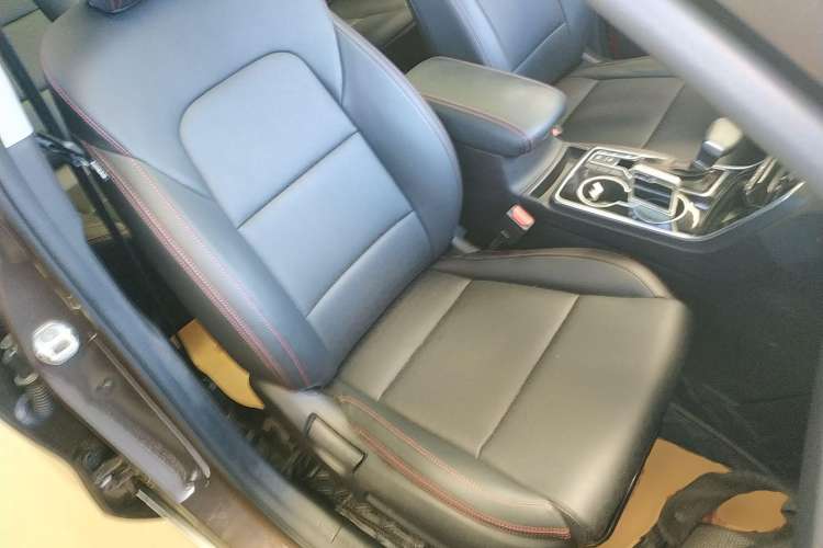 Used Kia KX5 2019 1.6T Automatic Two-Wheel Drive Luxury Edition Right Front Seat