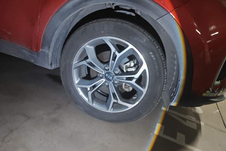 Used Kia KX5 2019 1.6T Automatic Two-Wheel Drive Luxury Edition Right Front Wheel Hub
