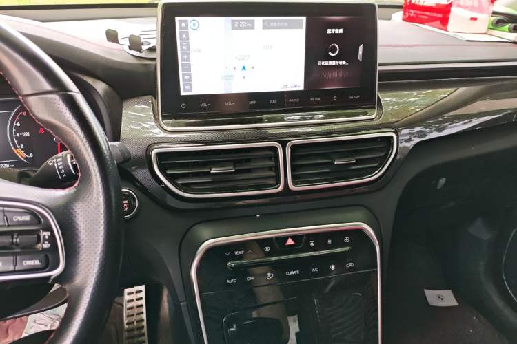 Used Kia KX5 2019 1.6T Automatic Two-Wheel Drive Luxury Edition Audio And AC Panel