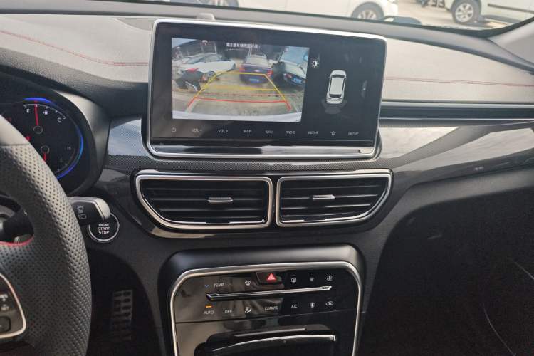 Used Kia KX5 2019 1.6T Automatic Two-Wheel Drive Luxury Edition Audio And AC Panel