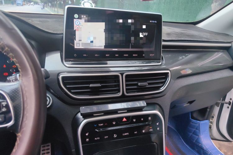 Used Kia KX5 2019 1.6T Automatic Two-Wheel Drive Luxury Edition Audio And AC Panel