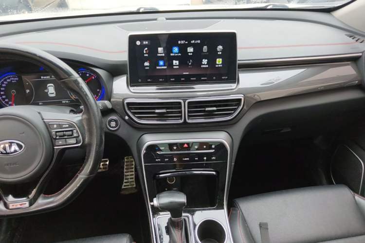 Used Kia KX5 2019 1.6T Automatic Two-Wheel Drive Luxury Edition Audio And AC Panel