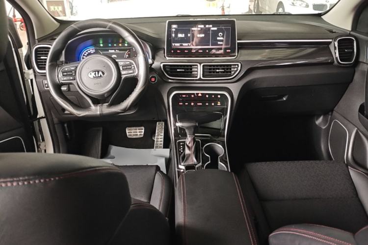 Used Kia KX5 2019 1.6T Automatic Two-Wheel Drive Elite Edition Center Console