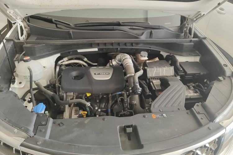 Used Kia KX5 2019 1.6T Automatic Two-Wheel Drive Luxury Edition Engine Bay
