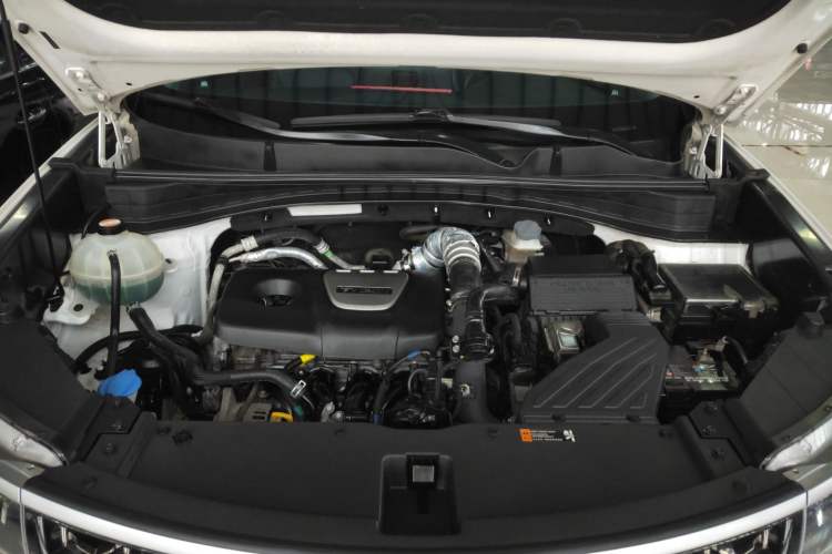Used Kia KX5 2019 1.6T Automatic Two-Wheel Drive Luxury Edition Engine Bay