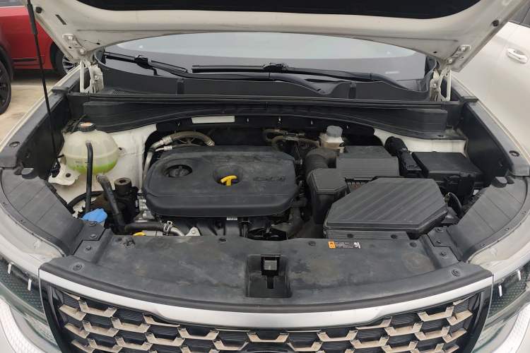 Used Kia KX5 2019 2.0L Automatic 2WD Comfort Edition Engine Bay