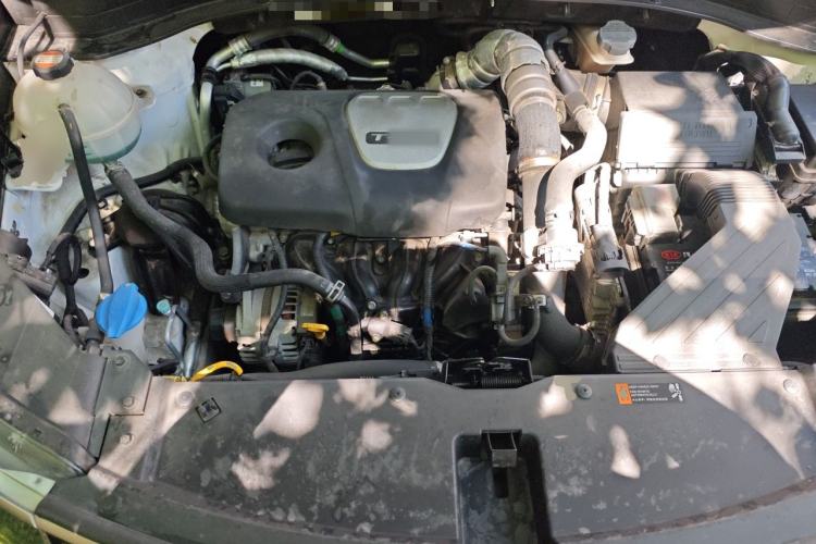 Used Kia KX5 2019 1.6T Automatic Two-Wheel Drive Elite Edition Engine Bay