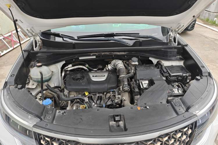 Used Kia KX5 2019 1.6T Automatic Two-Wheel Drive Luxury Edition Engine Bay