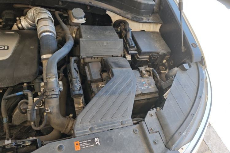Used Kia KX5 2019 1.6T Automatic Two-Wheel Drive Luxury Edition Engine Bay Left