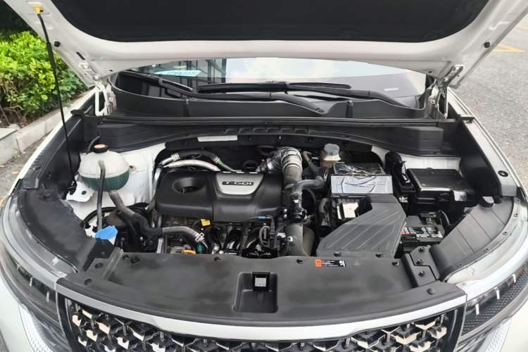 Used Kia KX5 2019 1.6T Automatic Two-Wheel Drive Luxury Edition Engine Bay